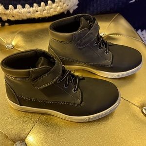 Boys boots by Deerstags brand